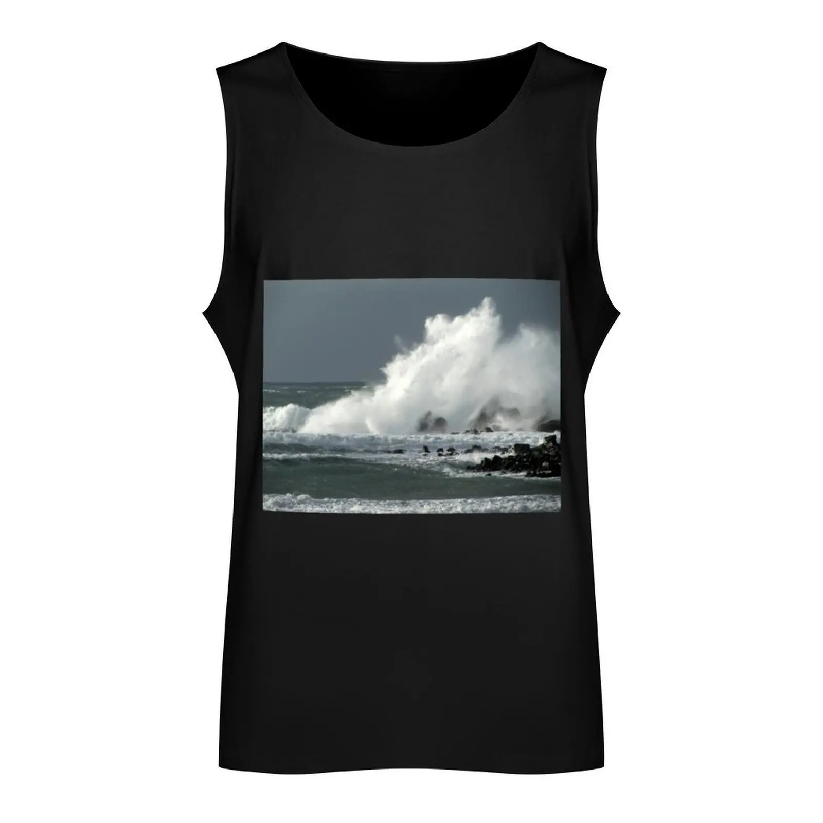 The Breaker Tank Top gym men T-shirt sports Men gym sportswear t-shirt Men's