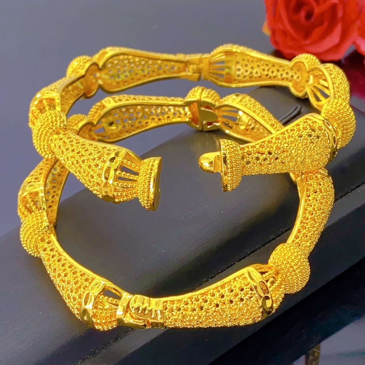 Goldene Naher Osten äthiopisches Mädchen vergoldete Armbänder Dubai Damenmode äthiopischer arabischer Handschmuck Braut Hochzeitsgeschenk – Detail 3