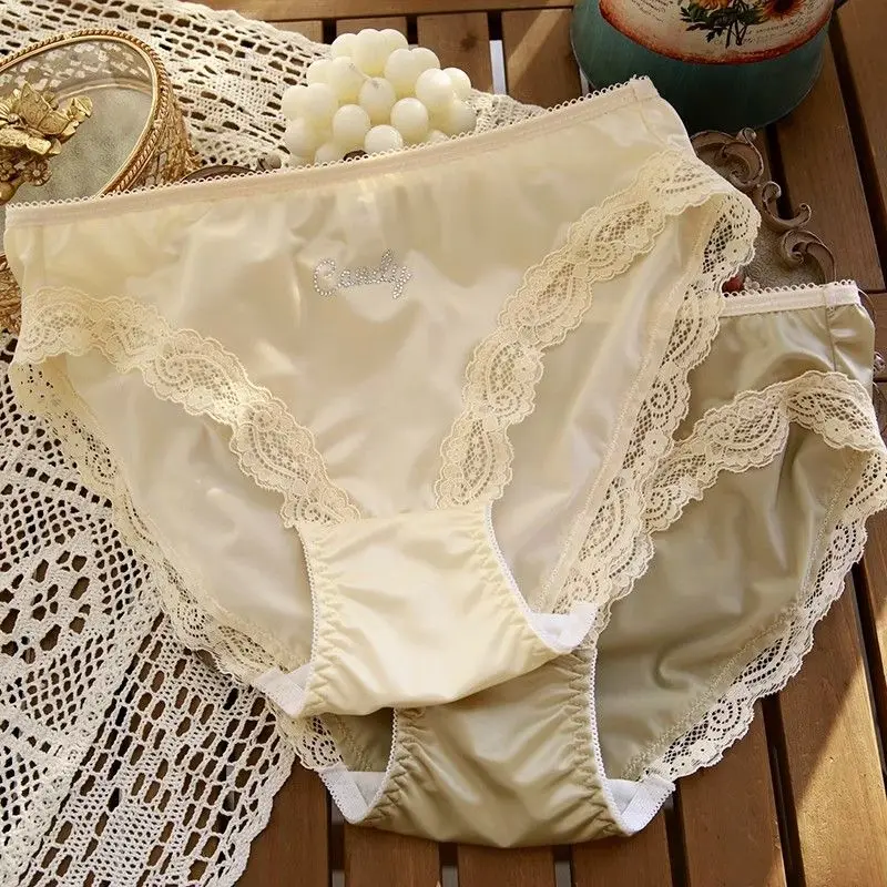 Sweet Milk Silk Shorts Low-rise Underwear Women Diamond Pants Lace Edge Girl Briefs Cotton Crotch Lift Hip Breathable Panties