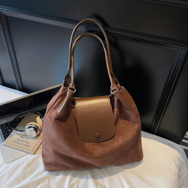 

Sleek-elegant 2025 New Ladies Luxury Brand Leather Crossbody Bag Famous Designer Simple Popular Casual​
