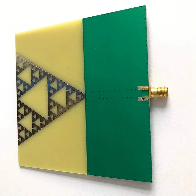 Module Board RF Amplifier-RF Antenna UWB Antenna Fractal Antenna Art Antenna 98X98mm SMA