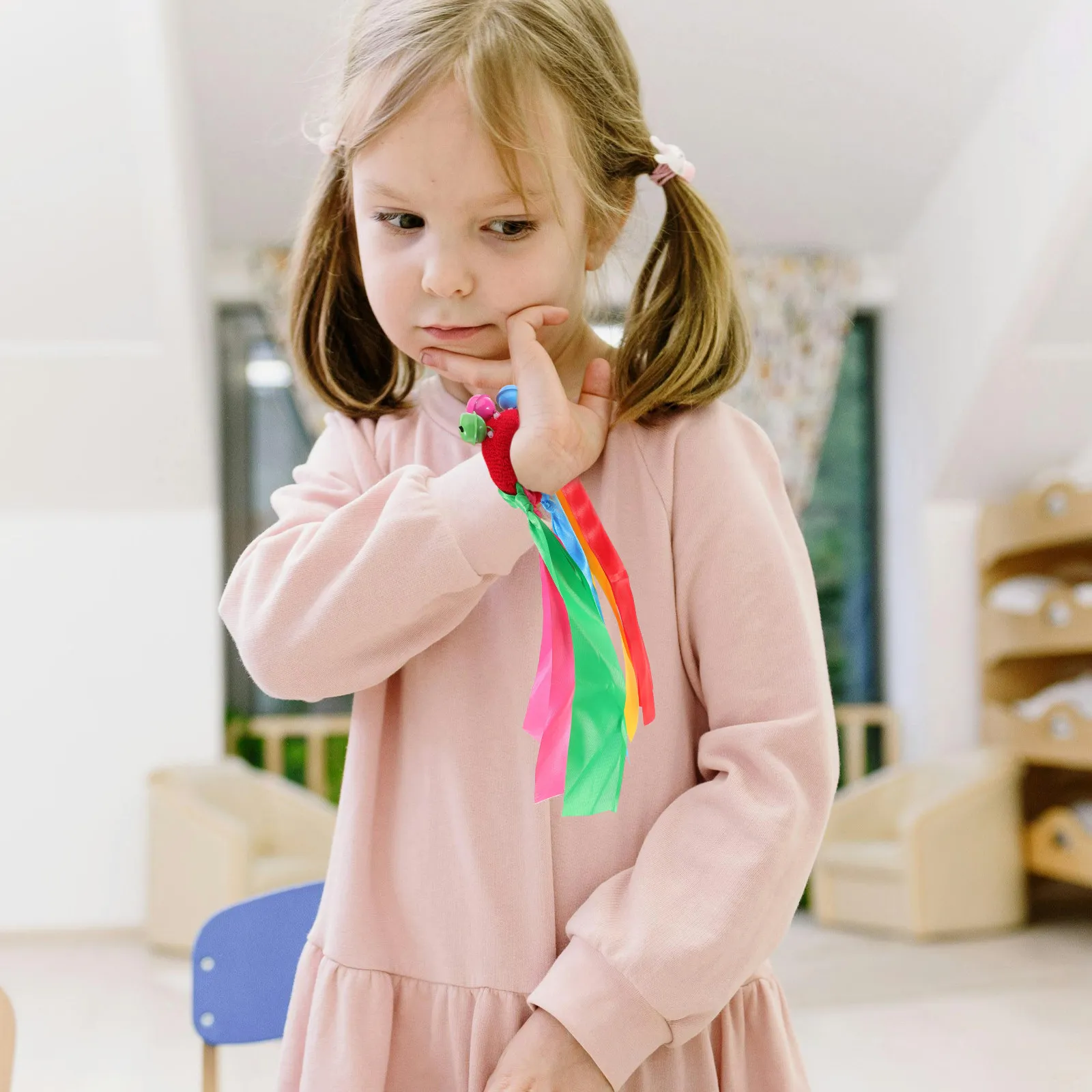 Rainbow Hand Kite Colorful Ribbon Streamer Elastic Wristband for Kids Birthday Party Sensory Dancing Teaching Performance Hand