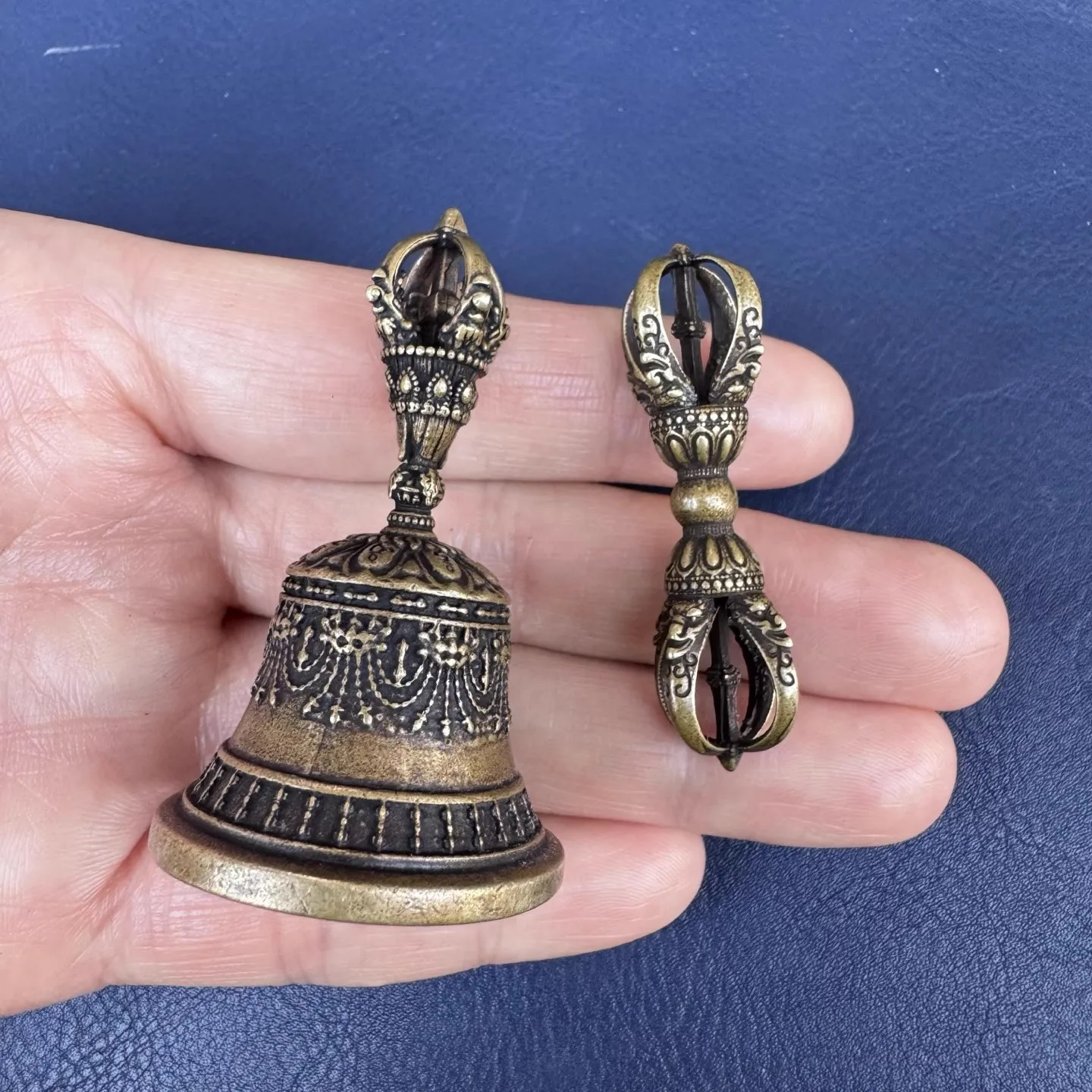 New Nepalese Handmade Five-Strand Vajra Bell and Vajra Pestle Large Brass Gong and Bell Tibetan Esoteric Ritual Instrument