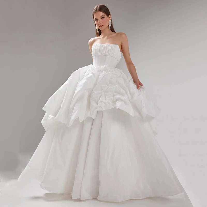 Eightree Women A-Line Wedding Dresses White Strapless Ruffled Satin Wedding Ball Gown Women Bridal Ball Prom Dress Customized