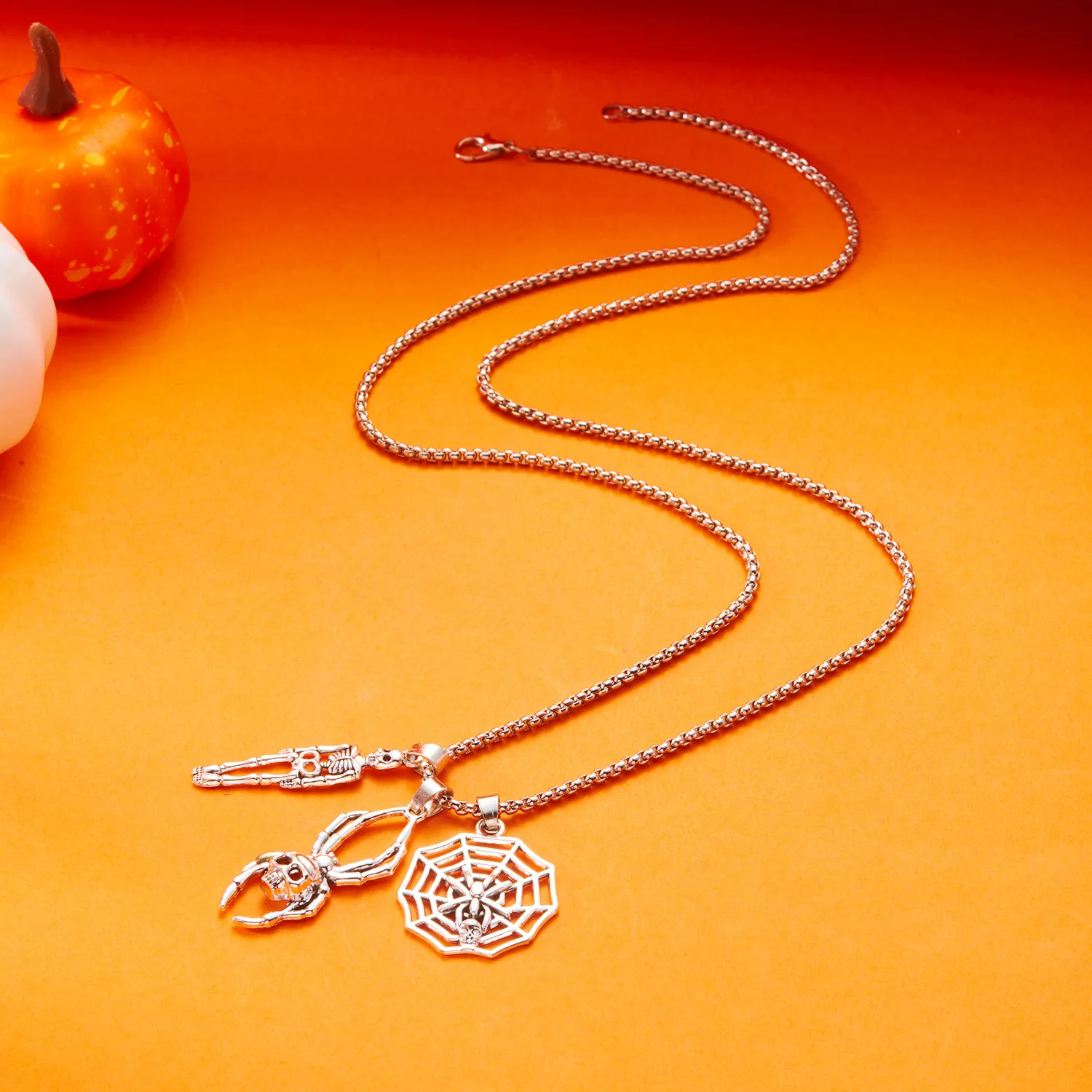 تنوعا الجمجمة شبح اليد سلسلة بدلاية قلادة هالوين مجوهرات الرجال النساء خمر سحر الهيكل العظمي العنكبوت ويب قلادة هدية #5