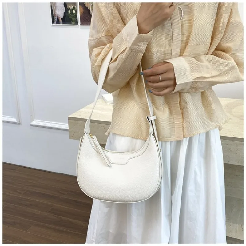 

CEEKAY Fashion Solid Color Dumpling Bag, Adjustable Strap Faux Leather Sling Bag, Minimalist Daily Use Shoulder Crossbody Purse