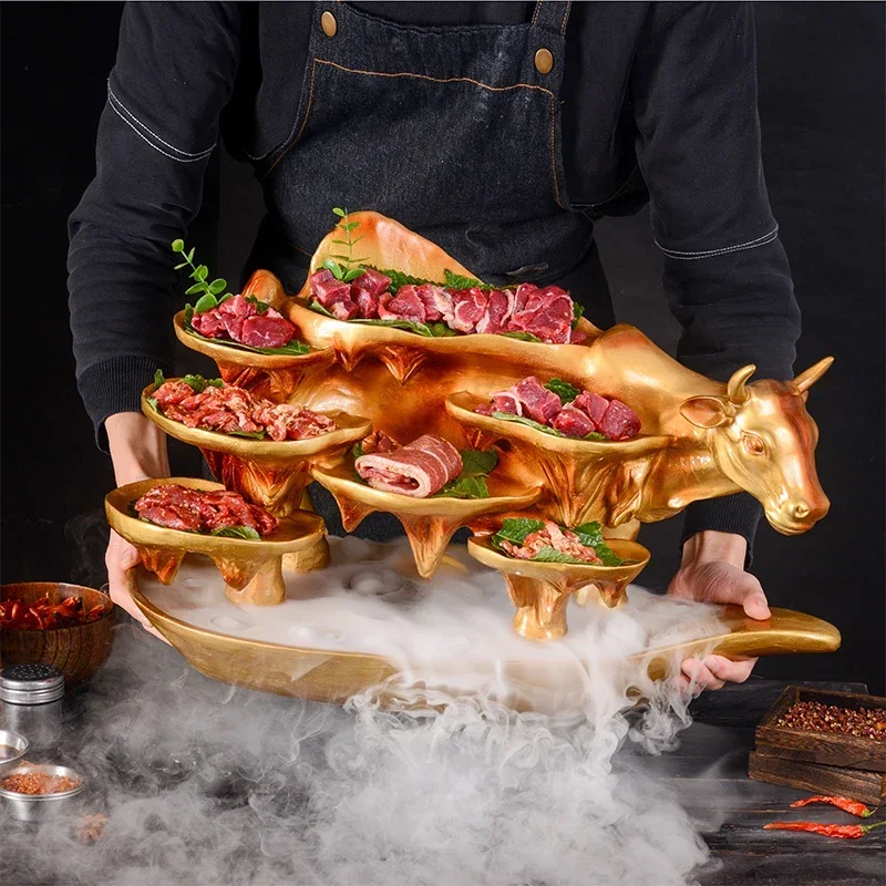 Internet celebrity creative features hot pot plate smoking mist golden cow shape dry ice tableware roast meat plate tray