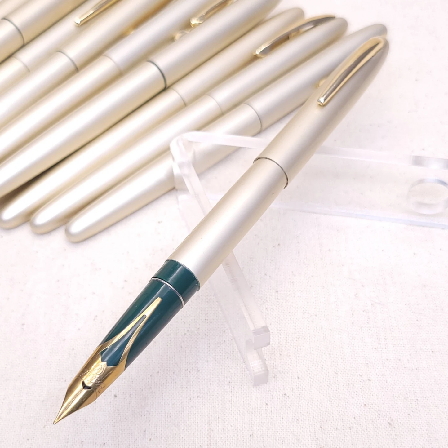 

Brushed Aluminum Fountain Pen 1960s CREST Limited Edition Green Iridium F Nib 05mm Vintage Collectible Office Stationery Gift