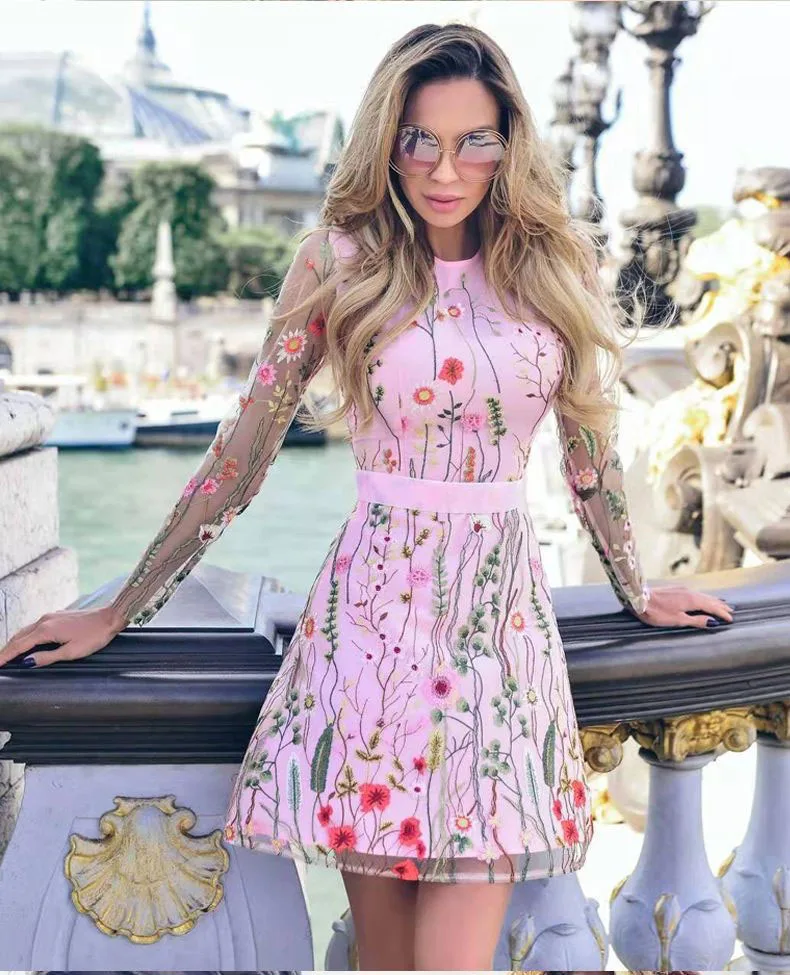 

Summer Women Dresses 2025 Fashion Floral Embroidery Lace Knee Length Mini Dress Print O Neck Slim Waist Pleated Mesh Robe Femme