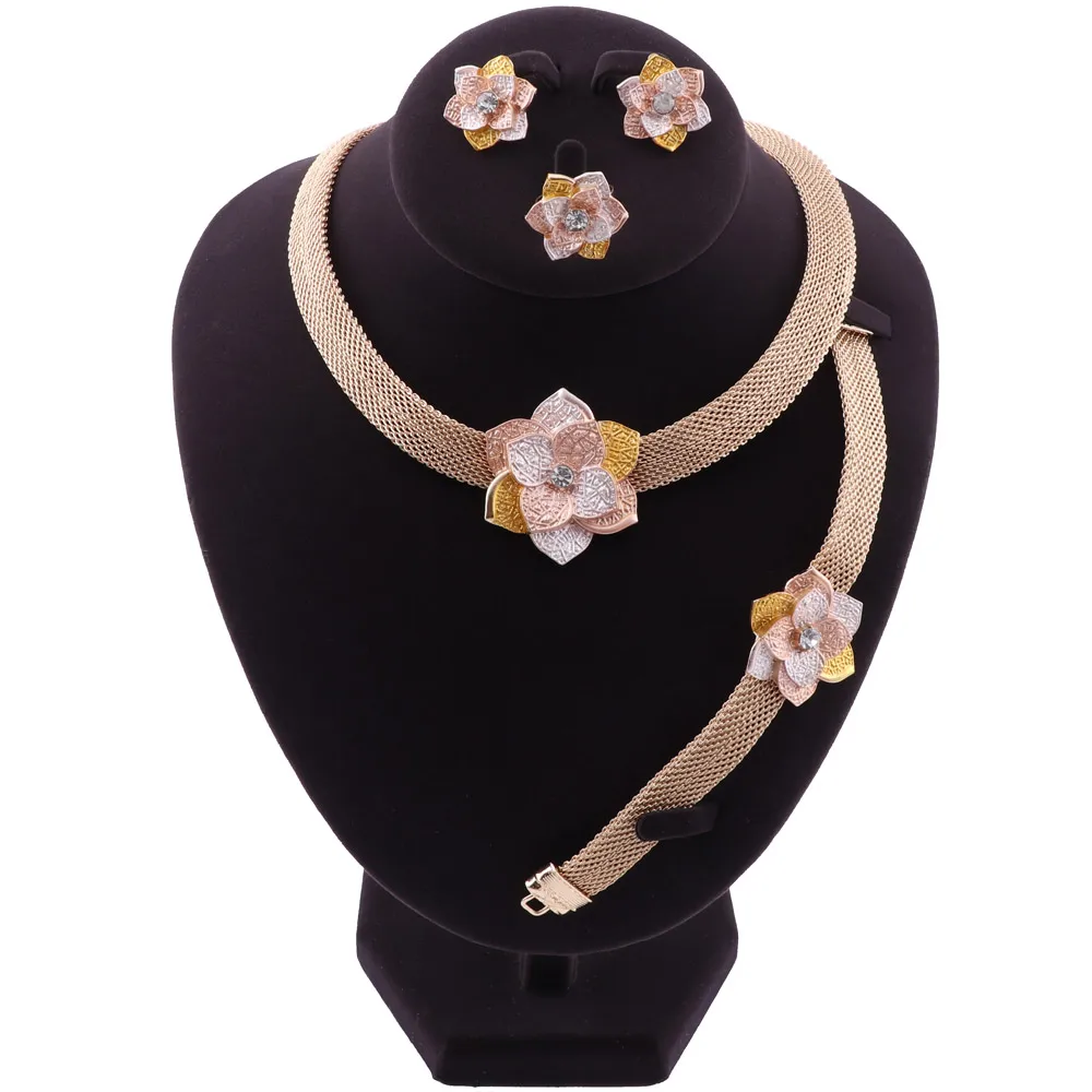 Dubai Gold Color Wedding for Women Flower Shape Necklace Earrings Bracelet Ring African Bridal Gifts Collares Jewellery set