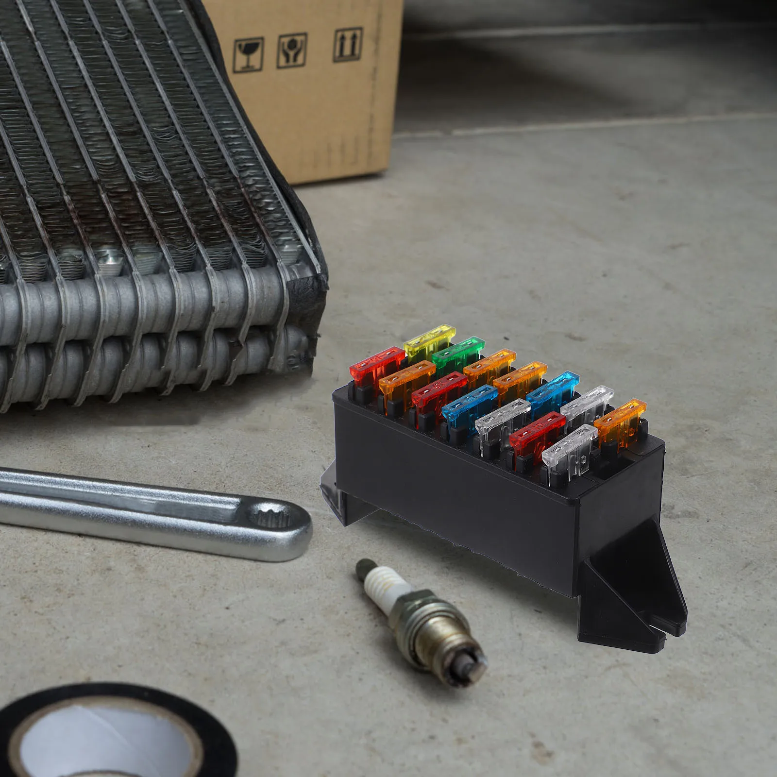 

1pc Double Row Fuse Box Refitting Base Flame Retardant Plastic For Trucks Rvs Boats Cars Home Workshop Car Fuse Accessories