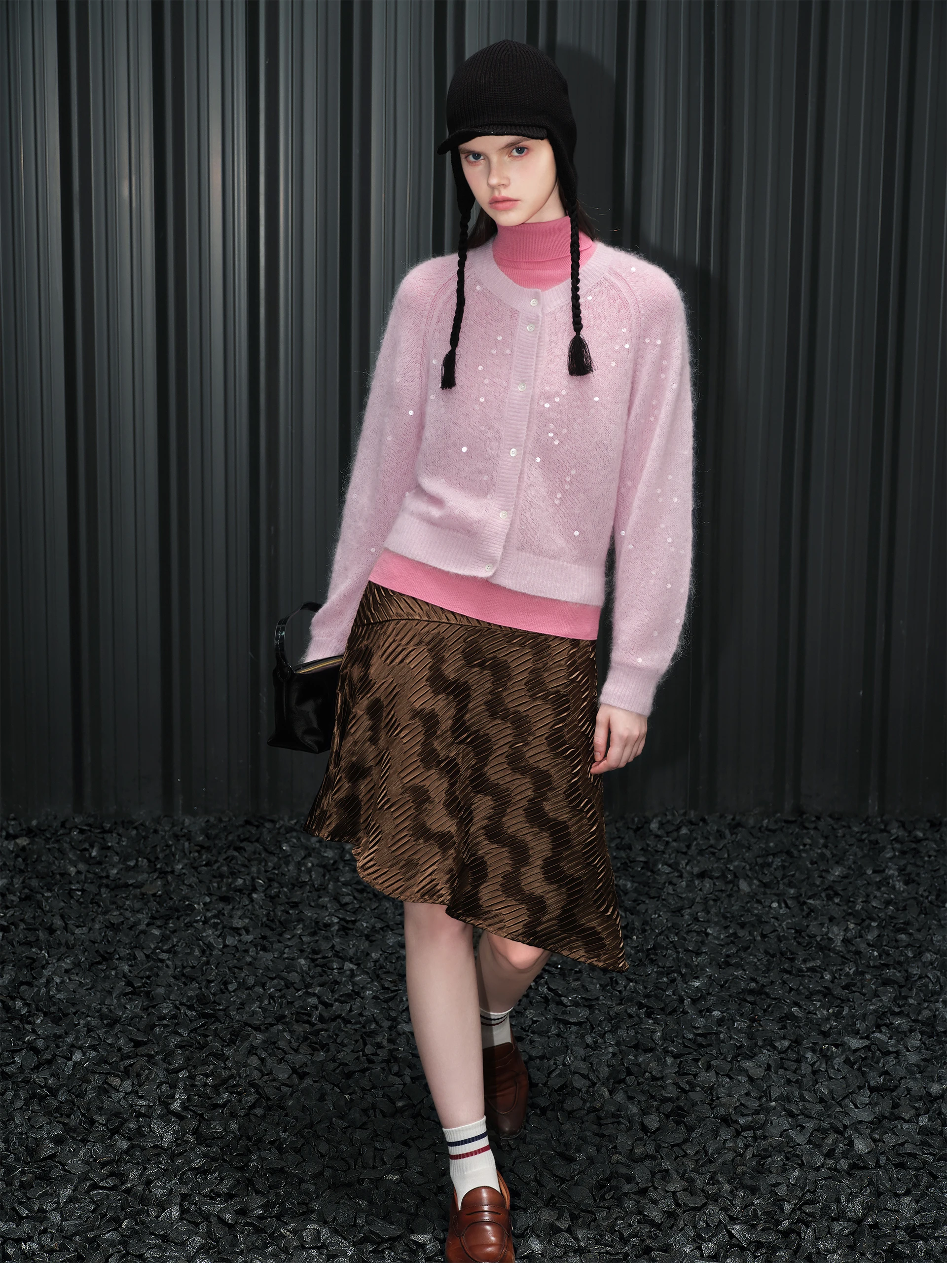 

Розовый вязаный кардиган для женщин, универсальный, высококачественный, простой, в уличном стиле, длинный, с круглым вырезом, на пуговицах, осенний