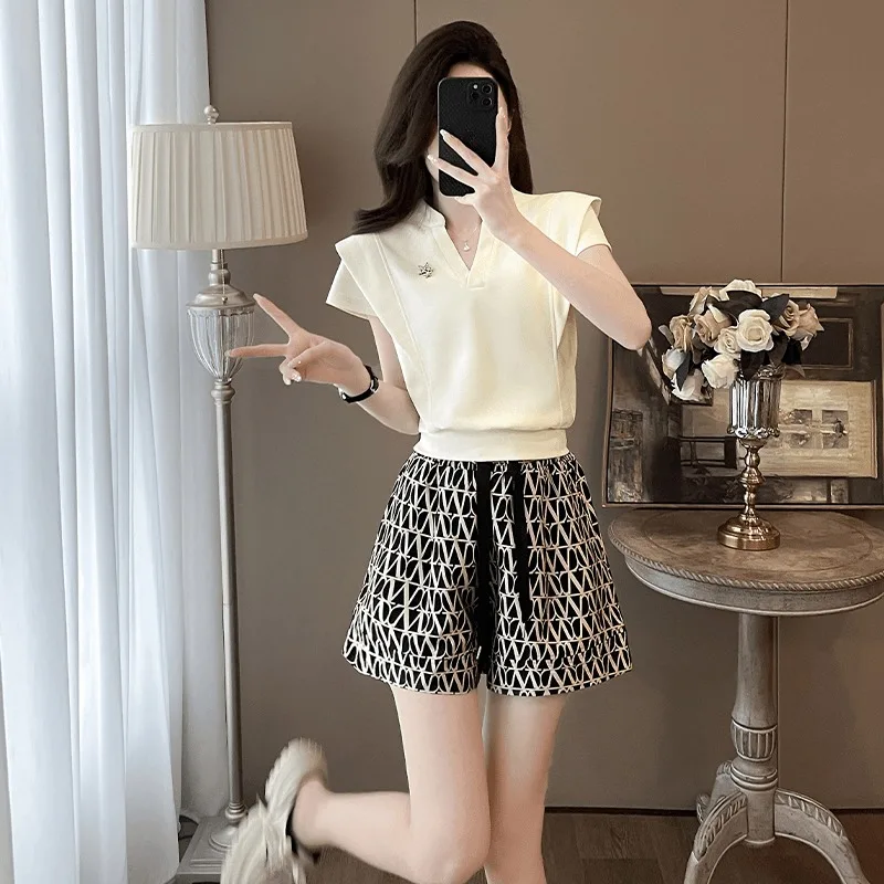 Short Sets for Women 2 Pieces Printing Black Tracksuit Woman Shorts Two-piece Clothing Trend 2025 with Jacket Tailoring Trends