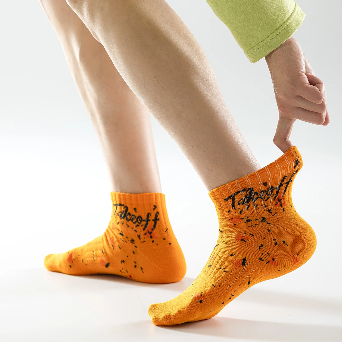 ถุงเท้าไหมพรมสำหรับโรงเรียนแบบถักลายกราฟฟิตีตื้นสำหรับผู้หญิงชุดเสื้อผ้าแนวพังก์ขนาดใหญ่สำหรับถุงเท้าคุณภาพดีข้อเท้าเดินป่า