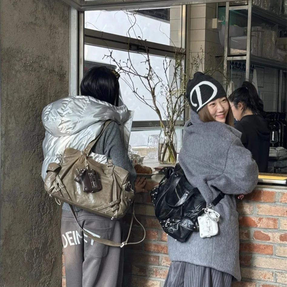 

Dei*net Roabilly Motorcycle Bag Faionable Spicy Cool oulder Bag for Girls Cloud ape PVC Material