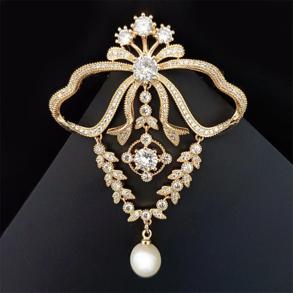 Vintage Palace Luxury Crystal Alloy Pearl Pendant Badges Pins For Women Elegant Classic Dress Clothing Bowknot Brooches Corsage