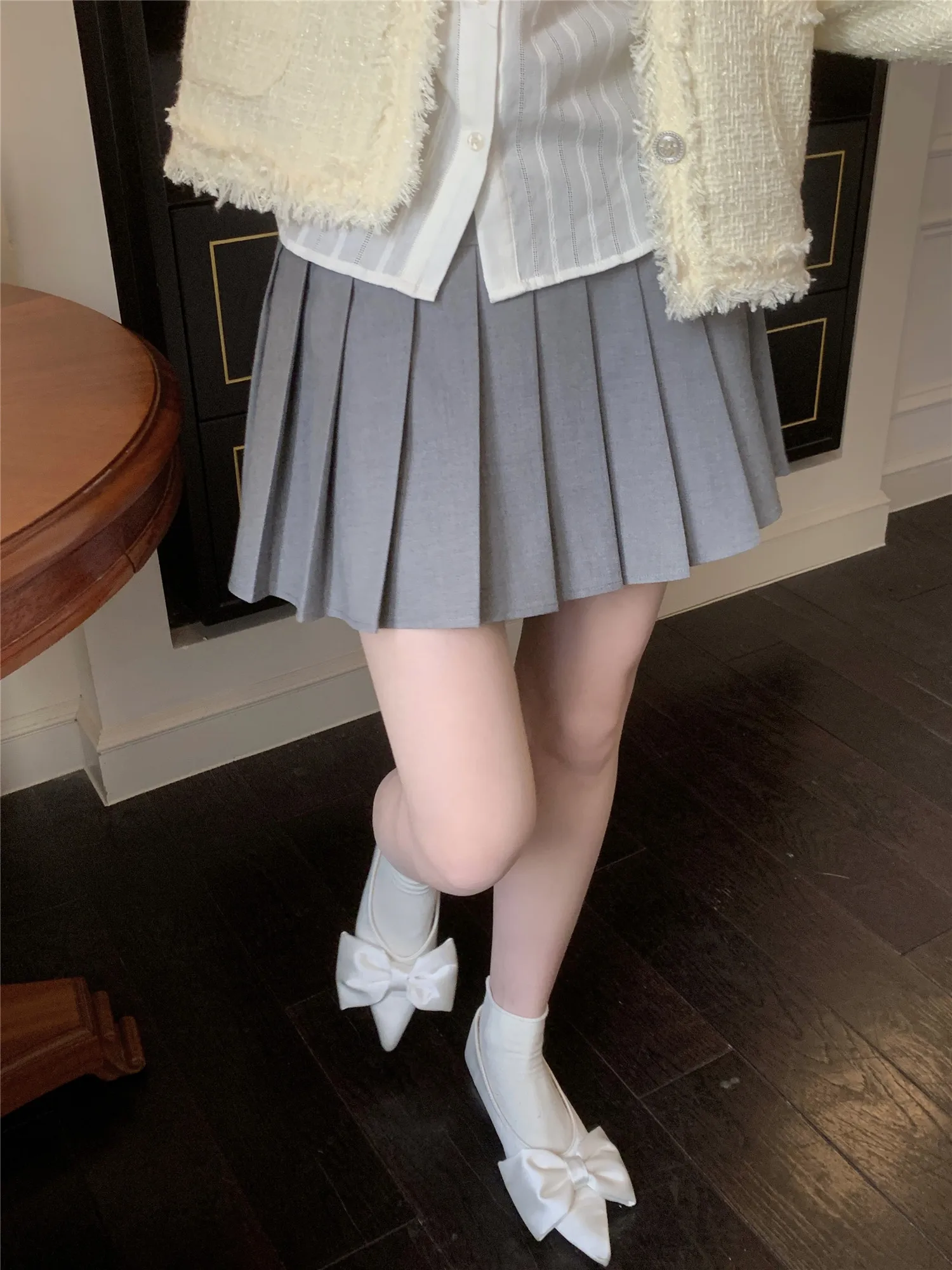 

Юбка LXLILIUM с плиссировкой и пуговицами, двухцветная, для студенток, модель Sle 0307 AM000, весенняя, с принтом, удлиненная, женская