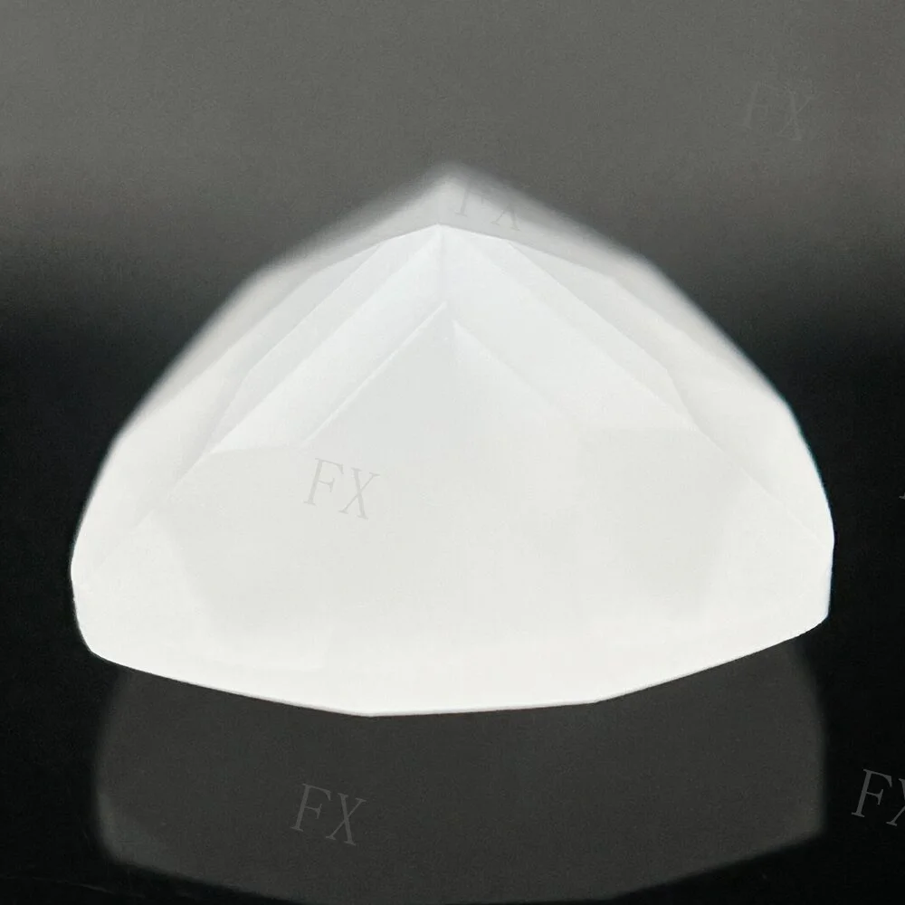 3x3~10x10mm 5A Trillion Cut Loose White Translucent Glass Synthetic Gems For Jewelry Making