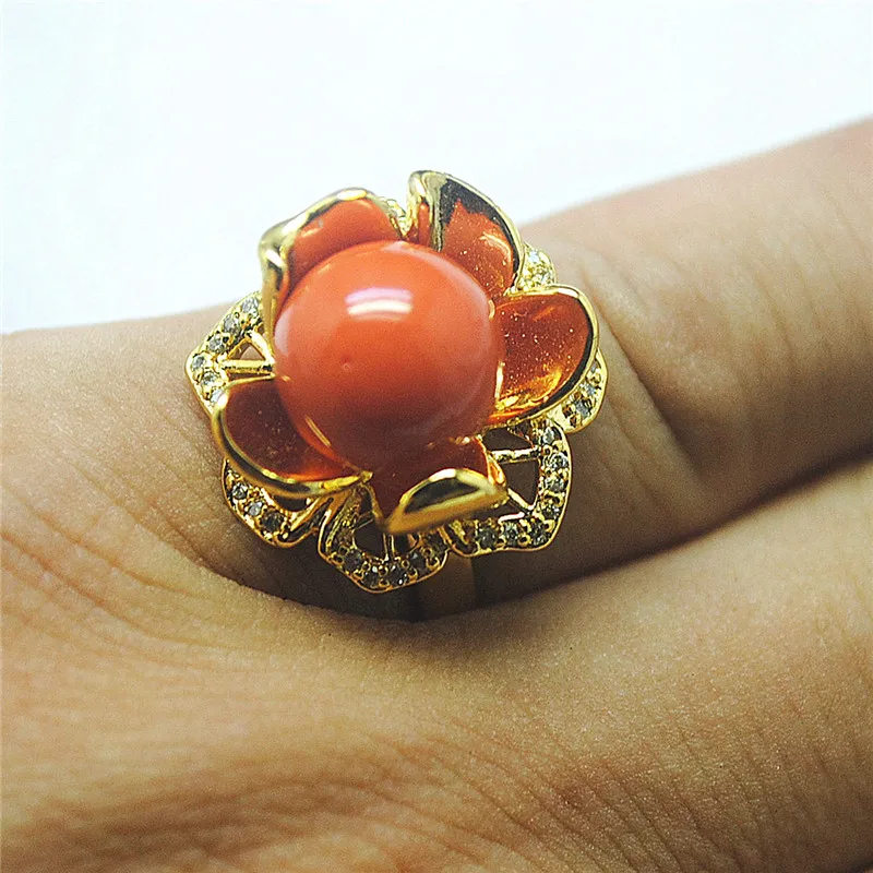 1PC WOMEN RINGS CORAL TOP WITH THE COPPER MATERIAL 16MM HOLE DIAMETERS IT COULD BE ADJUSTABLE SIZES FASHION WOMEN JEWELRY