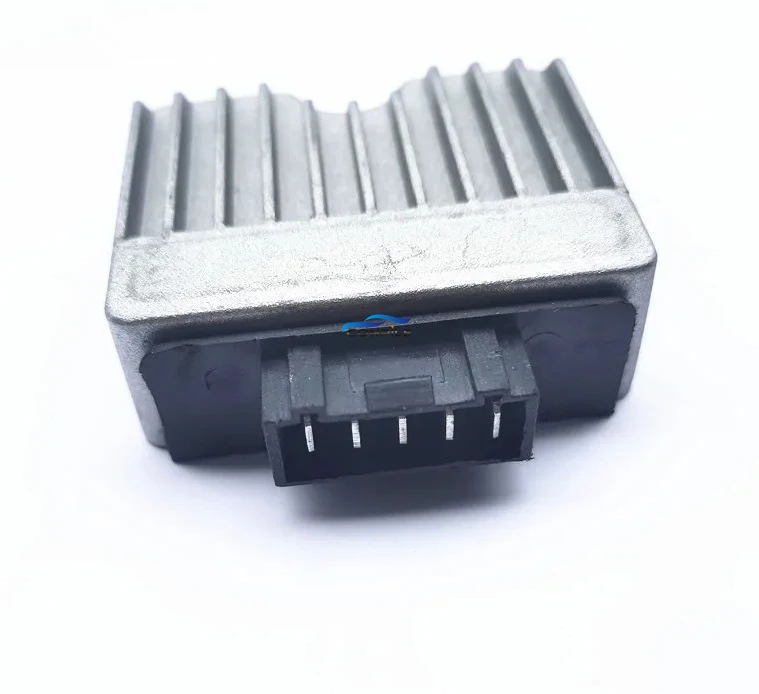 1pc for Piaggio FLY100/50 ZIP BYQ100T rectifier regulator