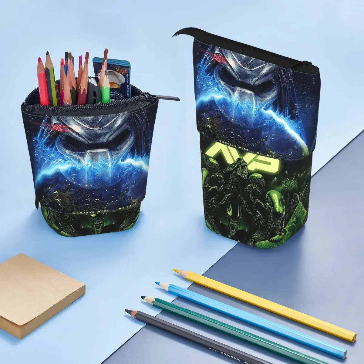 

Alien Vs Predator Horror Science Fiction Comics Reversible Pencil Case for Students Gifts Pen Box Pencil Bag