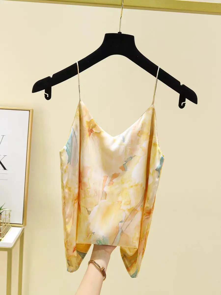 

2024 New Summer Halter Vest Women Yellow Oil Painting Design Niche Satin Soft Tank Top Camisole Feminine