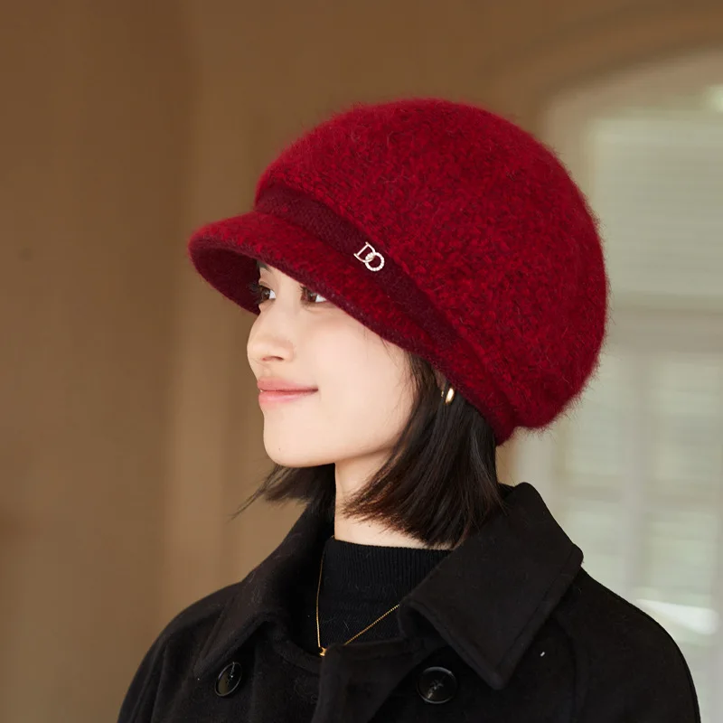 قبعة الخريف والشتاء للنساء قبعة أمي بريطانية أنيقة جديدة متعددة الاستخدامات سميكة ودافئة محبوكة