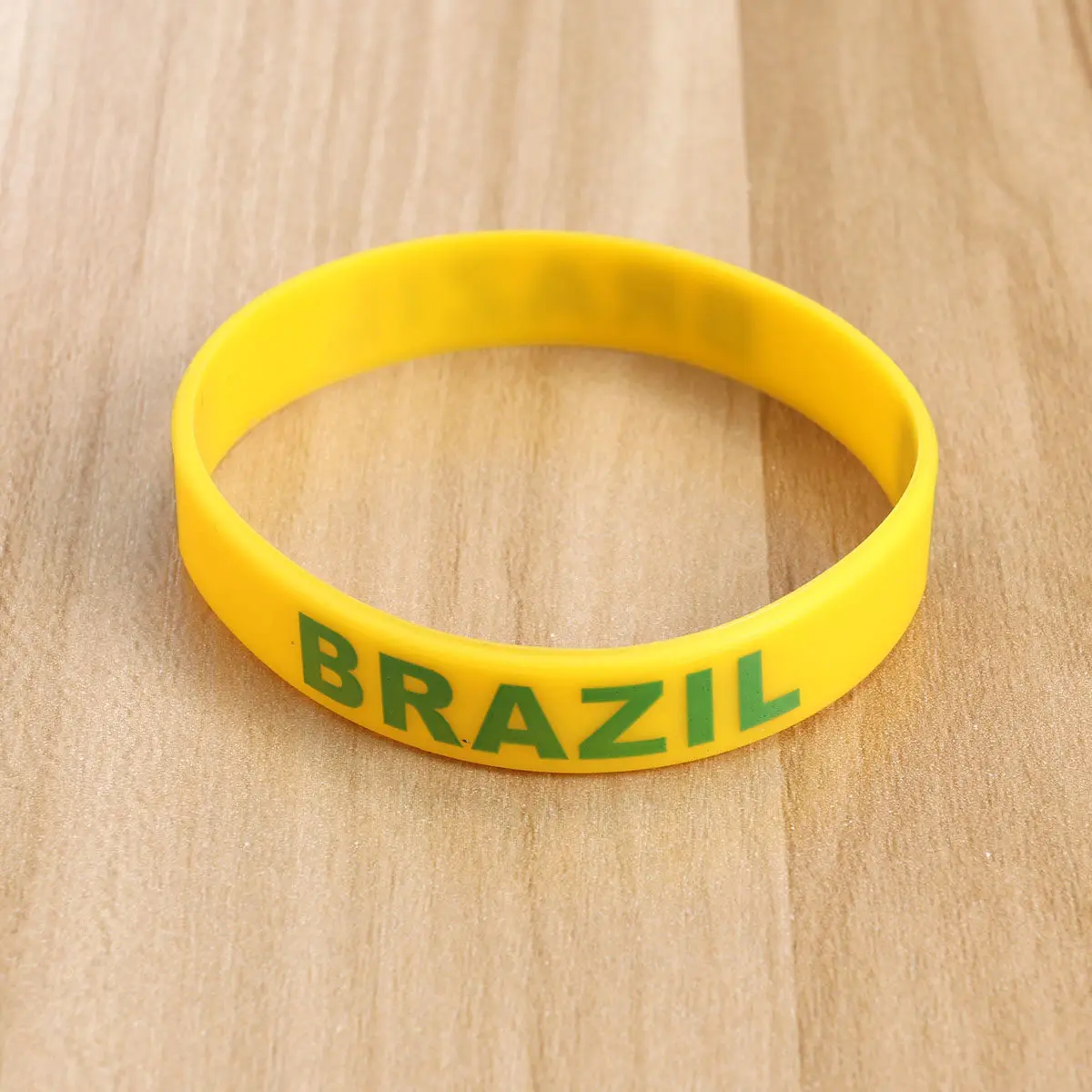 

6Pcs Country Silicone Wristbands Sports Wristbands One Size Fits Most Colored Wrist Bands for Games Soccer Country Bracelet