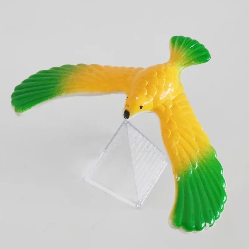 Hoge kwaliteit nieuwigheid Verbazingwekkende balans Eagle Bird Toy Magic Behouden balans Home Office Fun Learning Gag Toy voor Kid Gift