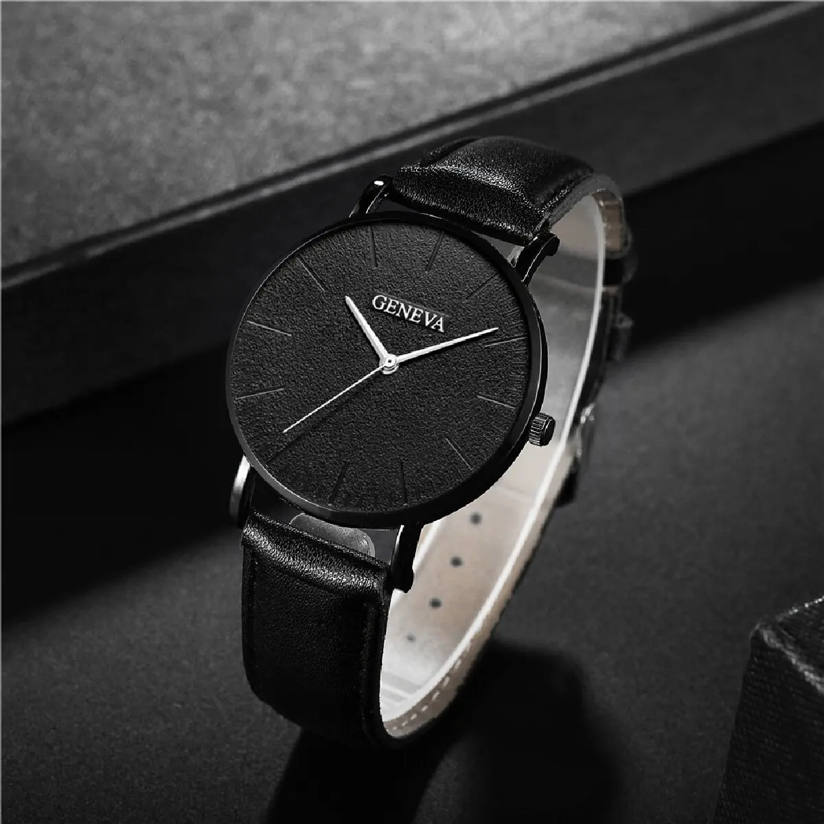 Montre à quartz ultra fine pour homme, échelle simple, argent, maille noire, tendance de la mode, 4 pièces