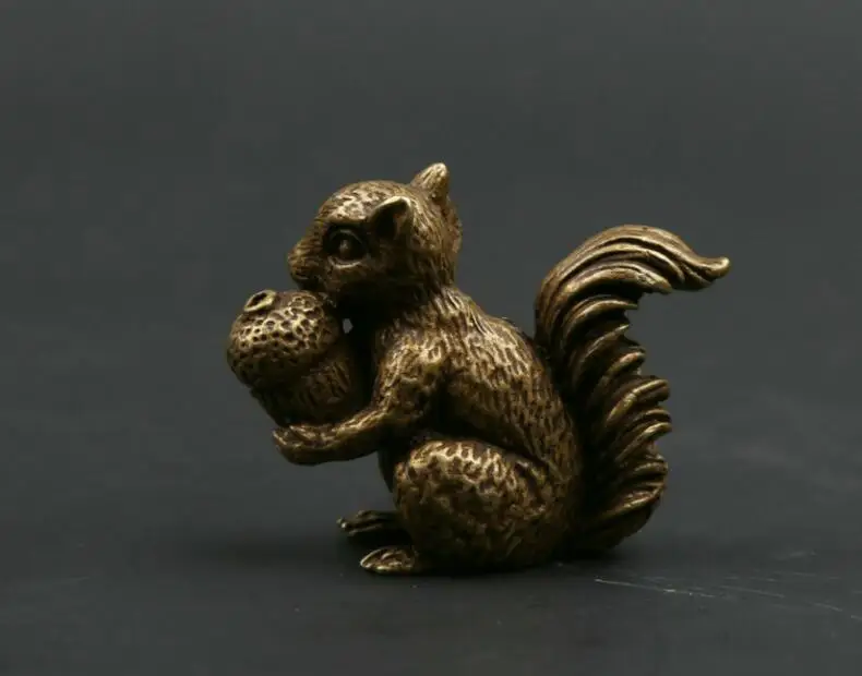 Curio Chinese Bronze Lovable Animal Squirrel Eat Pine Cone Small Statue