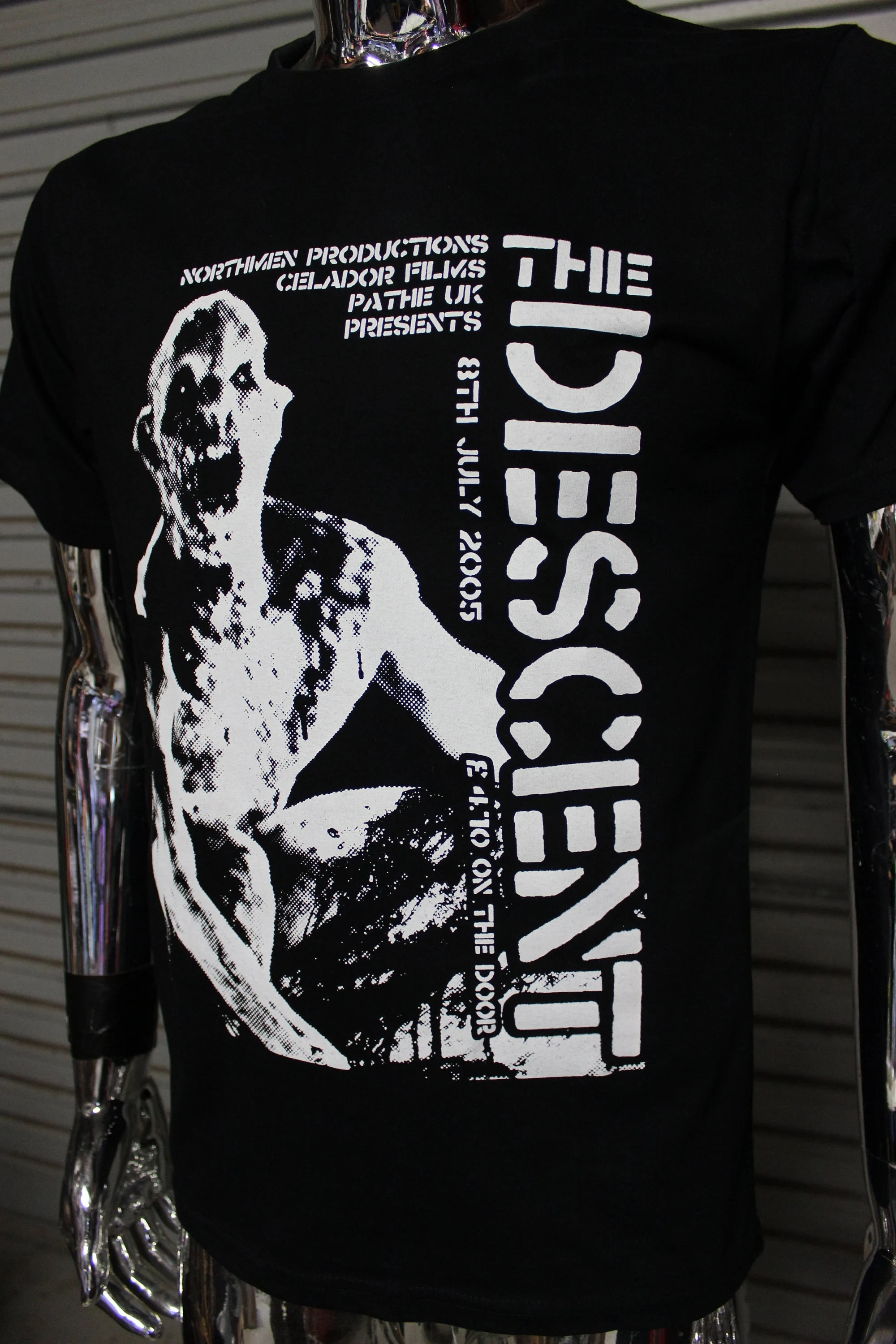 The Descent Movie Pattern Printed T-shirt Spring/Summer Women's New Fashion Trend Top Neutral Short Sleeve Comfortable T-shirt