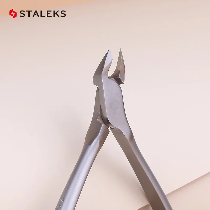 STALEKS Stainless Steel Toenail Cuticle Nipper High Precision Dead Skin Scissor Nail Cuticle Scissor Plier Manicure Tool NS-30-3