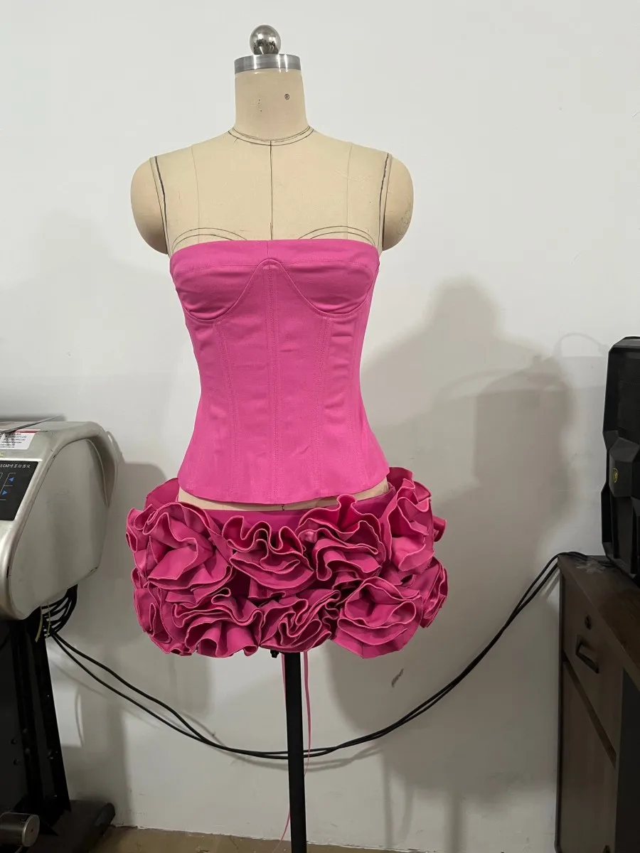 Rot-rosa Farbe für Damen, sexy, trägerlos, figurbetont, mit Schnürung, Blumenmuster, 2-teiliges Minikleid, feiern Sie Weihnachtsabend-Partykleid