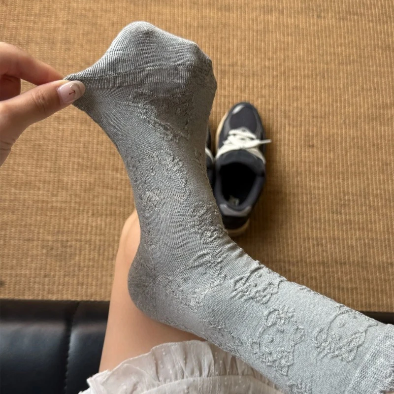 4 أزواج من الجوارب اللطيفة متوسطة الطول للفتيات في الربيع والصيف تتميز بحيوانات لطيفة ومظهر عالي وجوارب نسائية متوسطة الطول