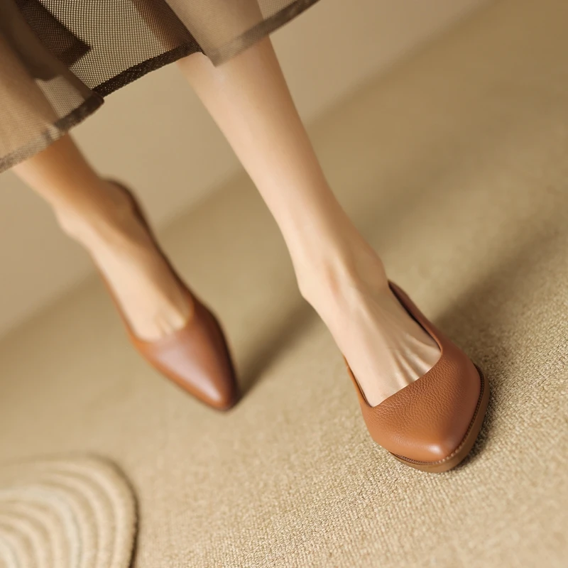 Elegant Women Pumps Shoes Low Heels Pointed Toe White Brown Genuine Leather Concise Pigskin Women Shoes Thick Heels A59