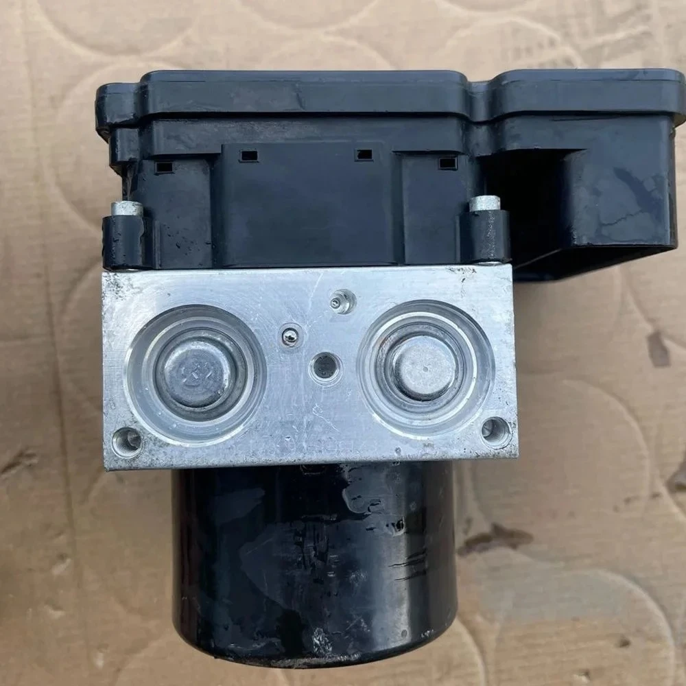 Shiyi قطع غيار السيارات الأصلية Abs Pupm 561614517d لسيارة Vw Passat 2013-1014 الأصلية #2