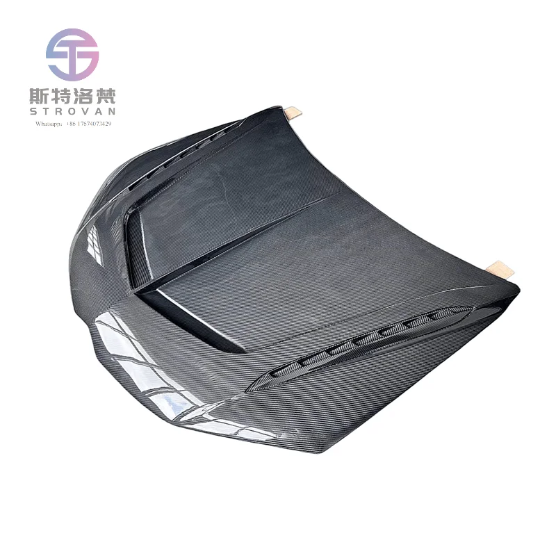 

High Quality Dry Carbon Fiber Hood and Bonnet 2023 for Lamborghini URUS S Top Style Bumper-New Condition