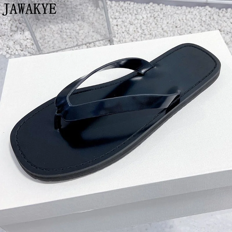 Designer New Flip Flops Flat Slippers Women Leather Outdoor Mules Flat Shoes Casual Comfort Vacation Beach Shoes Walking Slipper