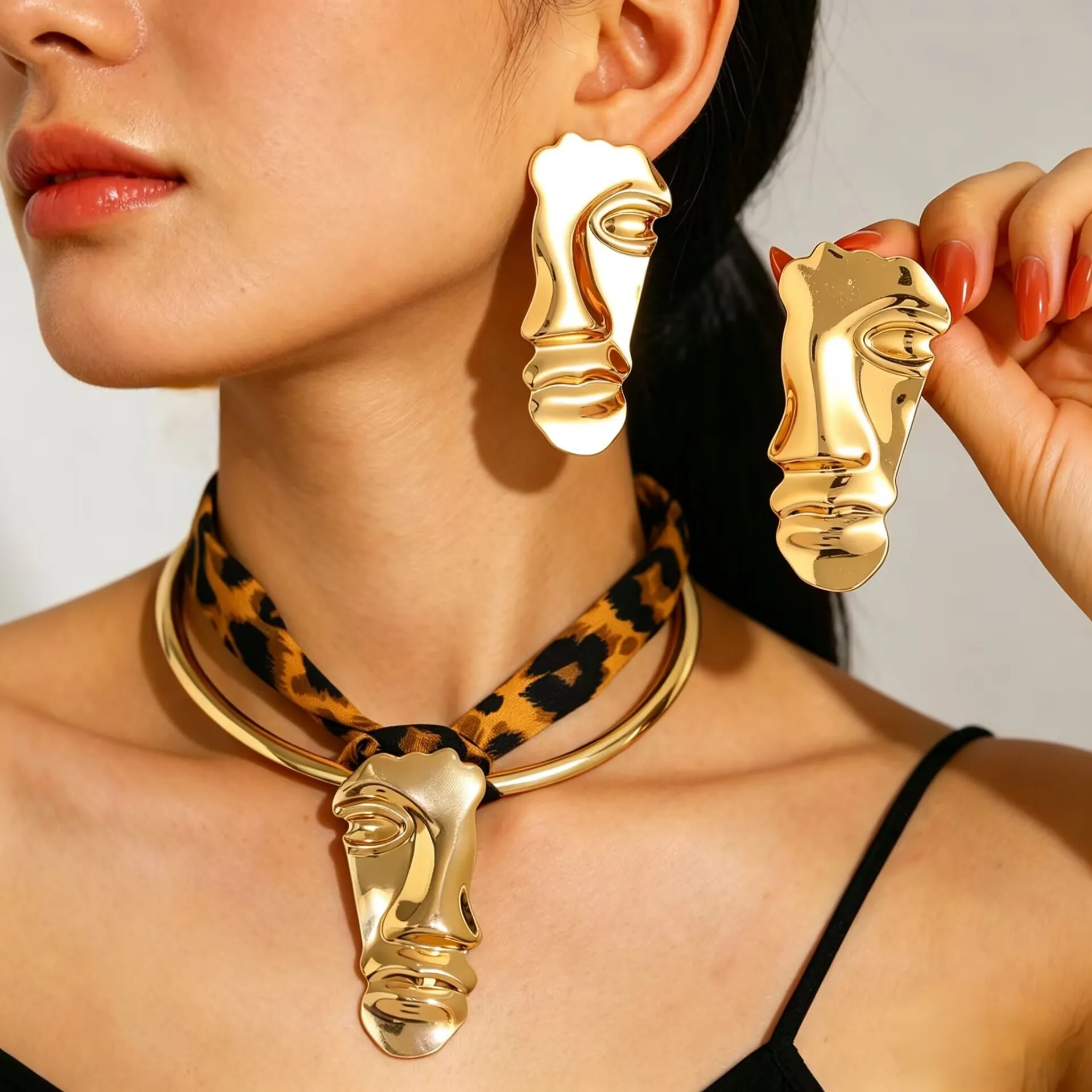 

Luxury Exaggerated Irregular Liquid Shape Jewelry Set Geometric Earrings Leopard Print Ribbon Choker Necklace Women Fashion Part