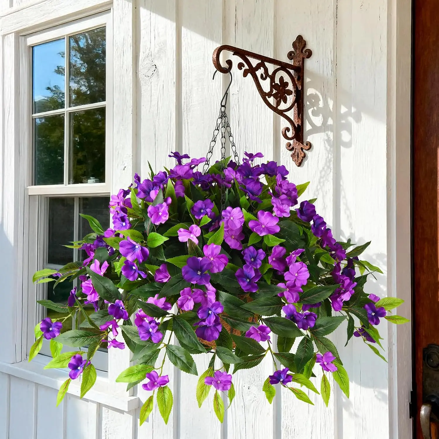 

Устойчивая к УФ-излучению искусственная подвесная корзина с цветами для декора веранды, патио и сада, фиолетовая