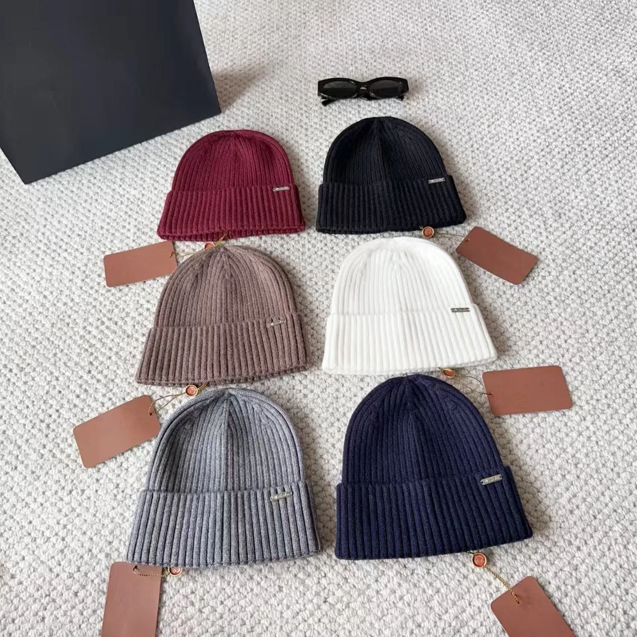 

New Women Winter Hat Warm Ear Protection Knit Hats Thicken Woolen Double Layer warm Caps Elderly All-Match Cold Windproof Hats18