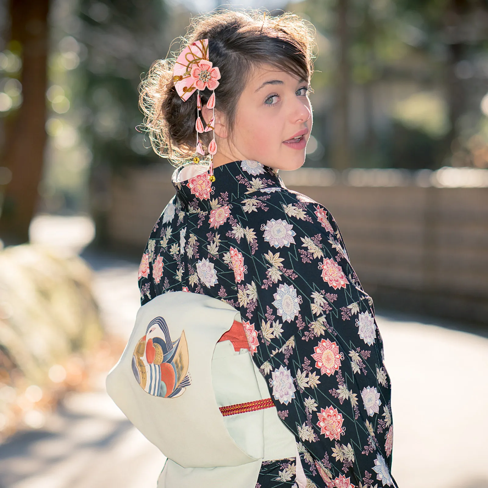 

1Pcs Tassel Hair Clip Japanese Style Floral Hair Accessory for Kimono Yukata Outfit Elegant Headdress