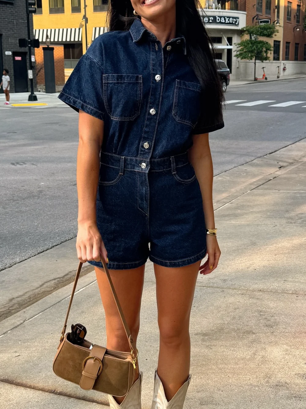 Women's Fashion Retro Lapel Single Breasted Pocket Decoration Short Sleeve Denim Jumpsuit Slim Fit Casual Zipper Jumpsuit Shorts