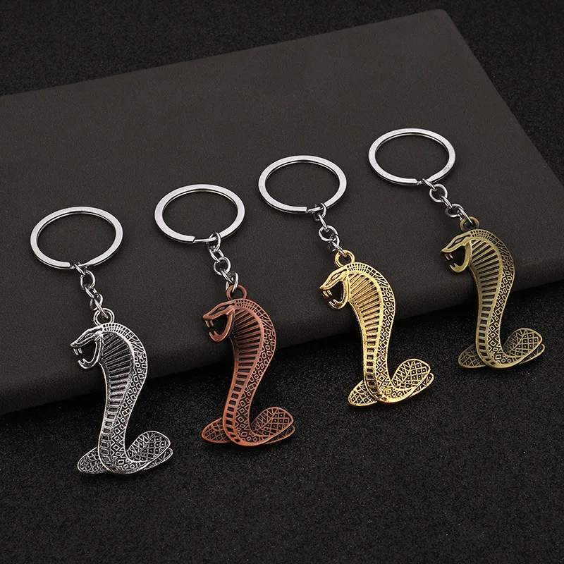 Fashion Metal Key Ring Auto Keychain Snake Shape Key Chain Fit For Ford Mustang GT Cobra Chaveiro Llavero Key Holder Car Styling