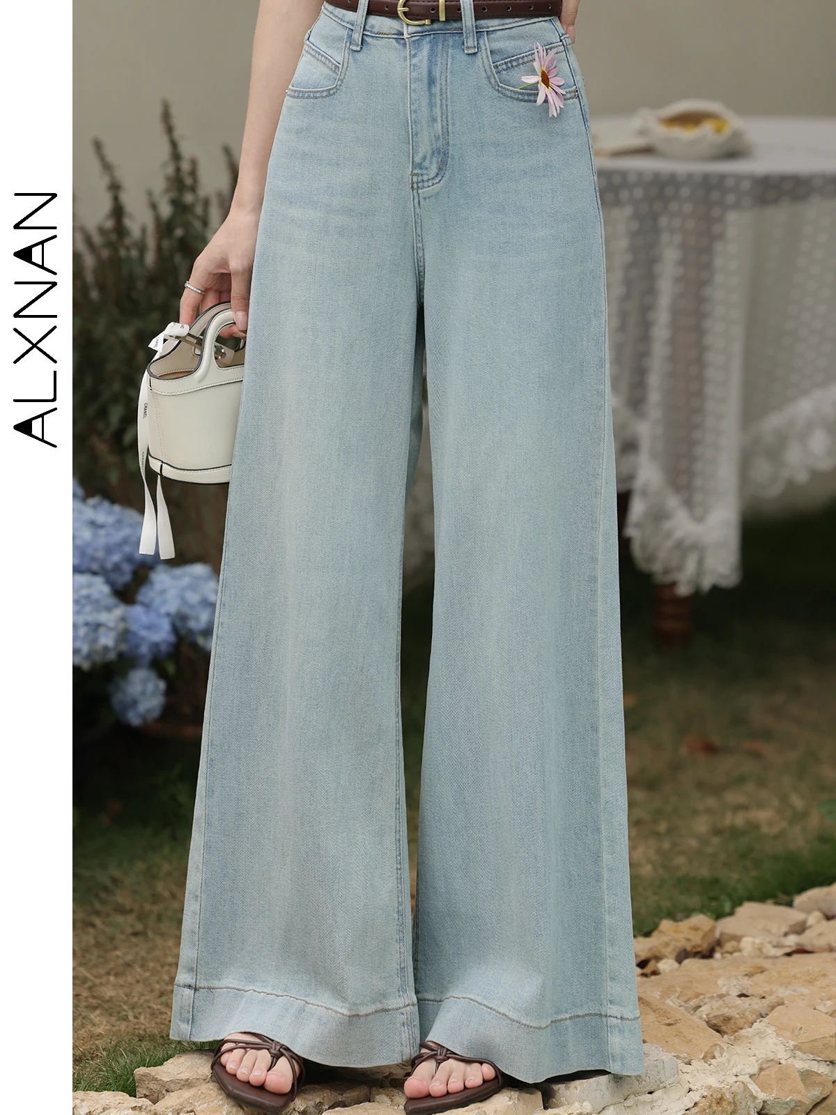 ALXNAN Women's Jeans Retro Blue High-waist Wide-leg Jeans 2025 Summer New Straight Loose-fit Elegant Office Commute Pants L53880