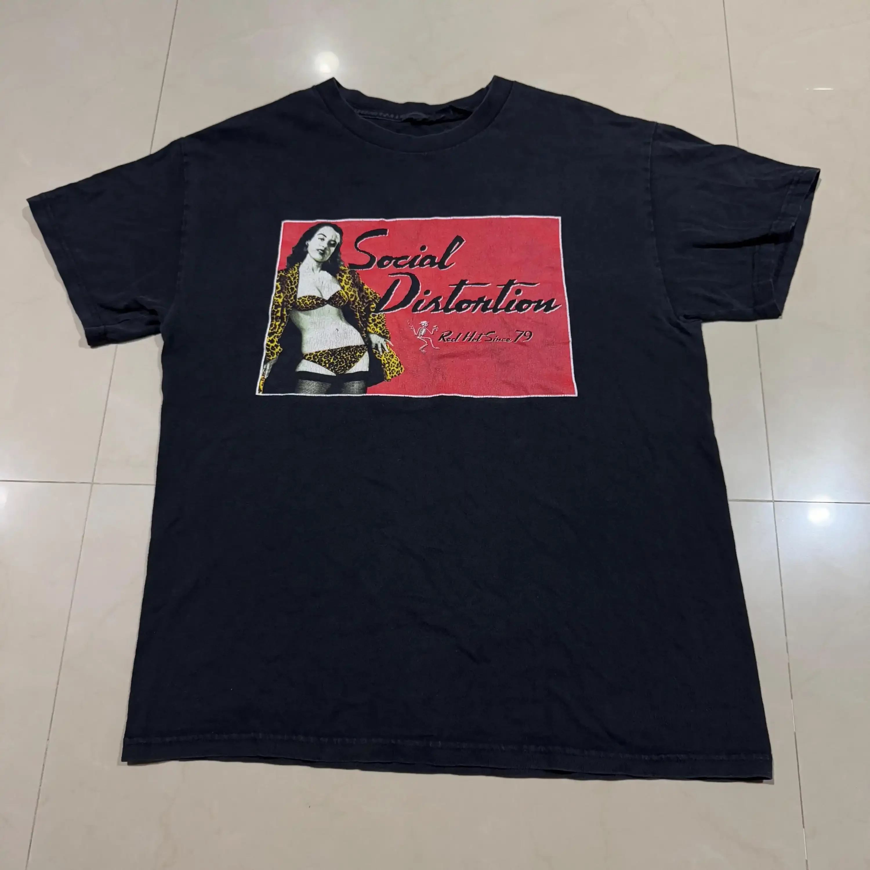 Vintage Social Dist…