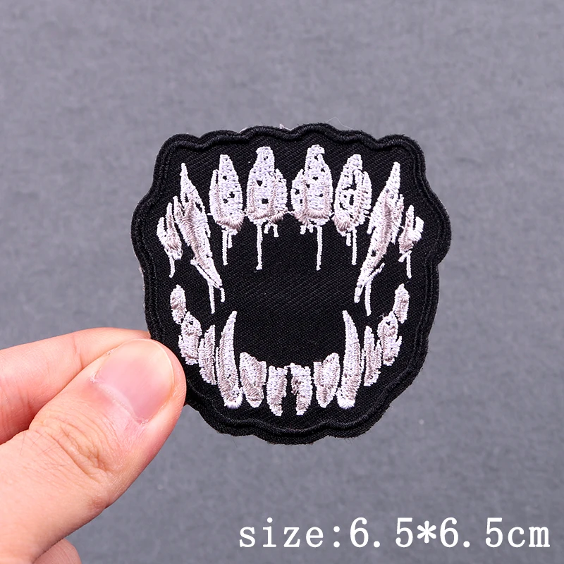 Parche bordado punk con animal – Termoadhesivo para ropa urbana - imagen 5