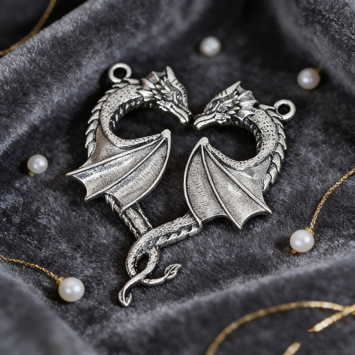 2PCS Handmade Viking Dragon Pendant Zinc Alloy DIY Necklace For Men Heart Symbol Of Love Vintage Jewelry Punk Necklace