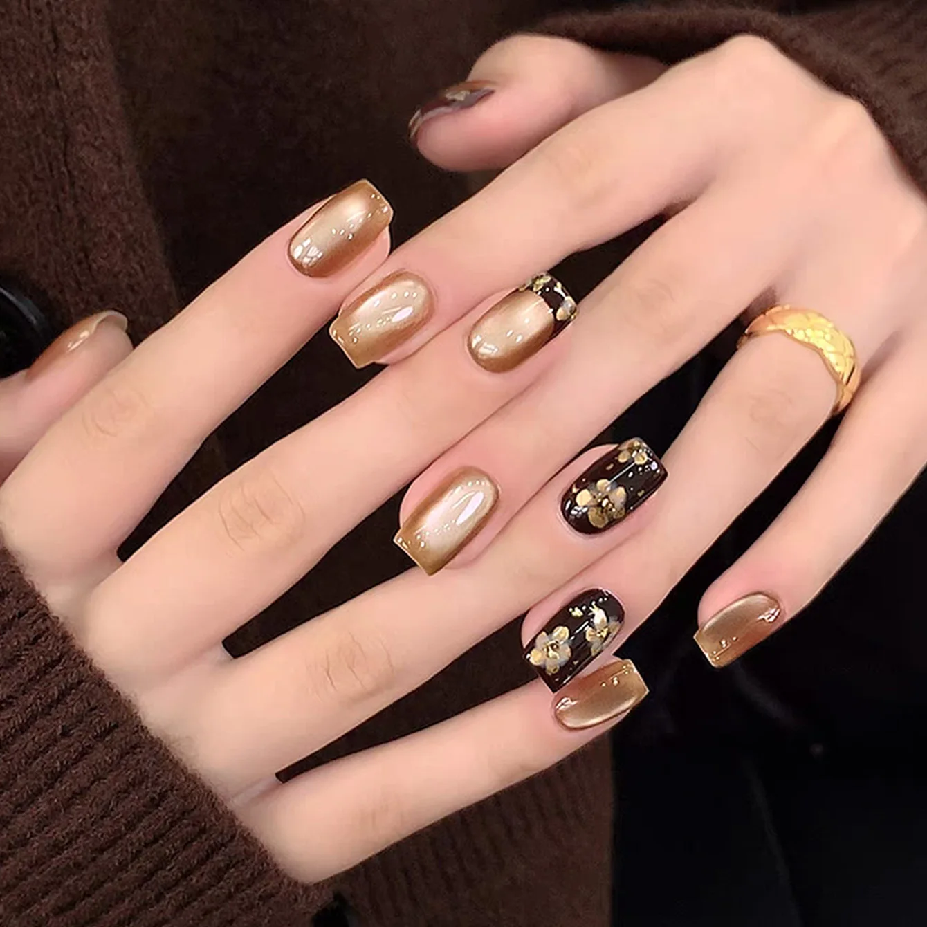 ZH1PCS New Popular Gemstone Crystal Cat Eye Spring Gel Nail Polish 2026 Fashion Youthful Glass Bead Nail Art Nail Supplies